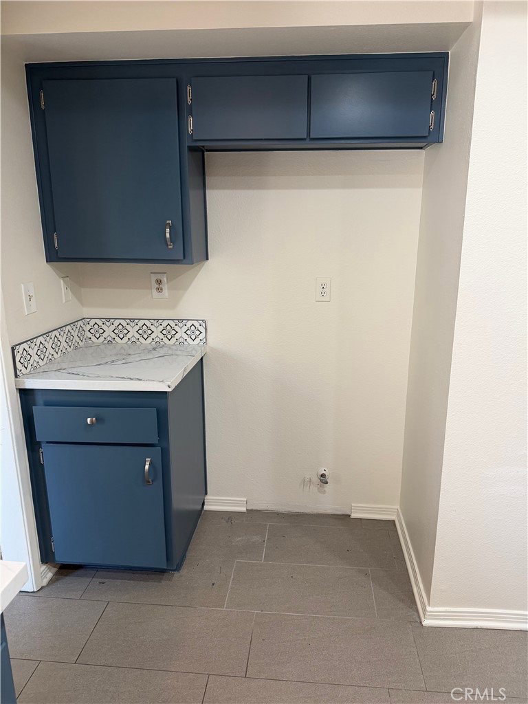 9827 Ladera Court Property Photo 14