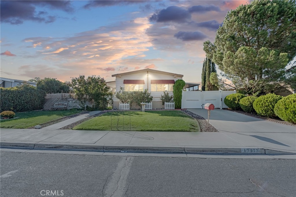 13962 Riviera Property Photo 1