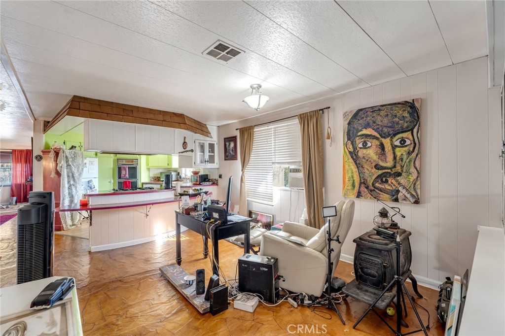 13962 Riviera Property Photo 8
