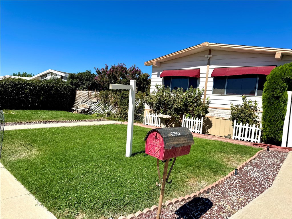 13962 Riviera Property Photo 11