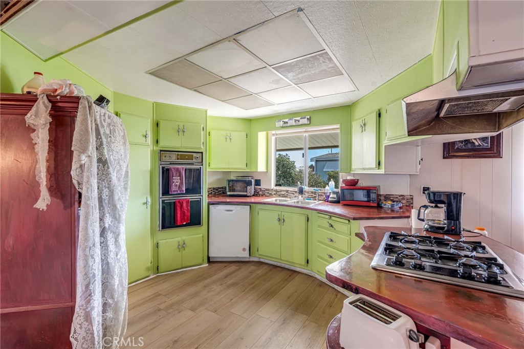 13962 Riviera Property Photo 30