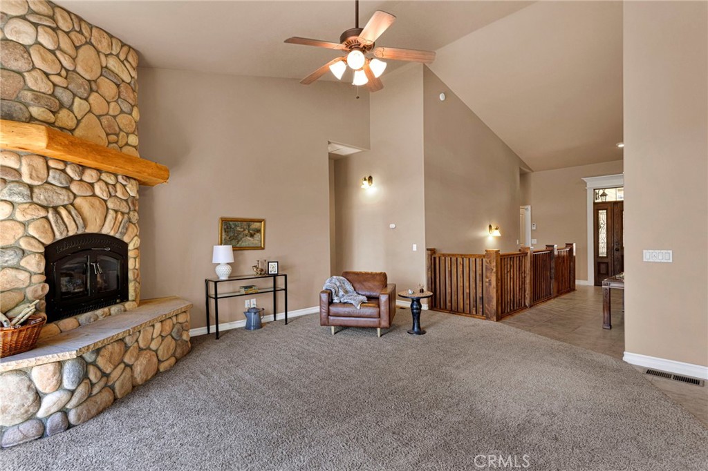 787 Zurich Drive Property Photo 7