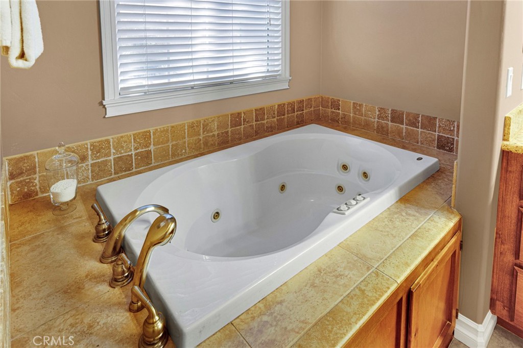 787 Zurich Drive Property Photo 25