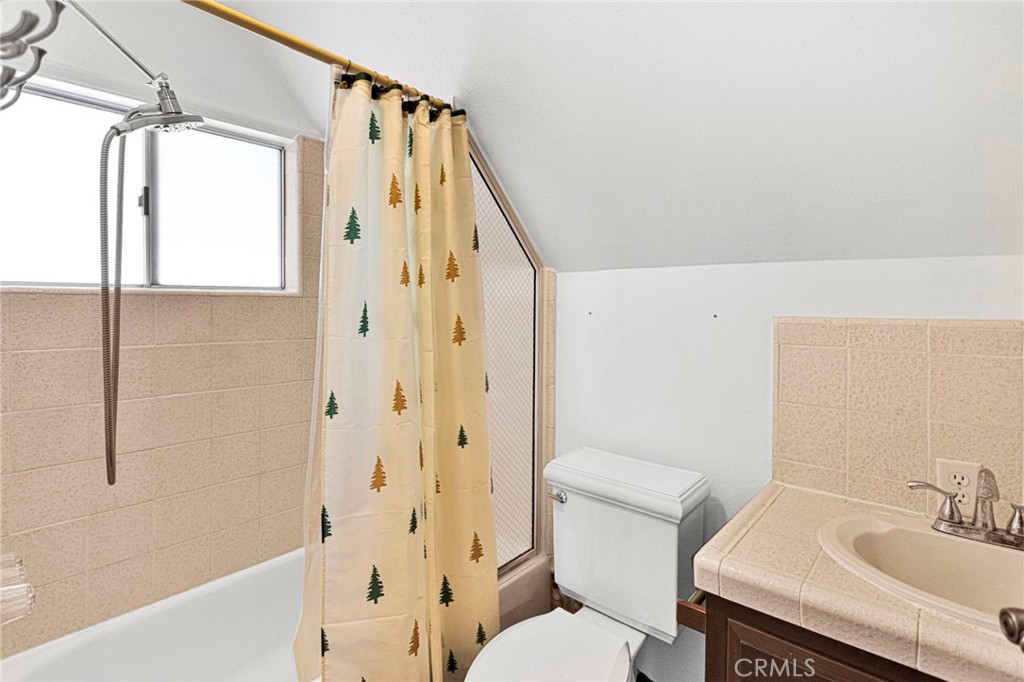 739 Lake Drive Property Photo 30