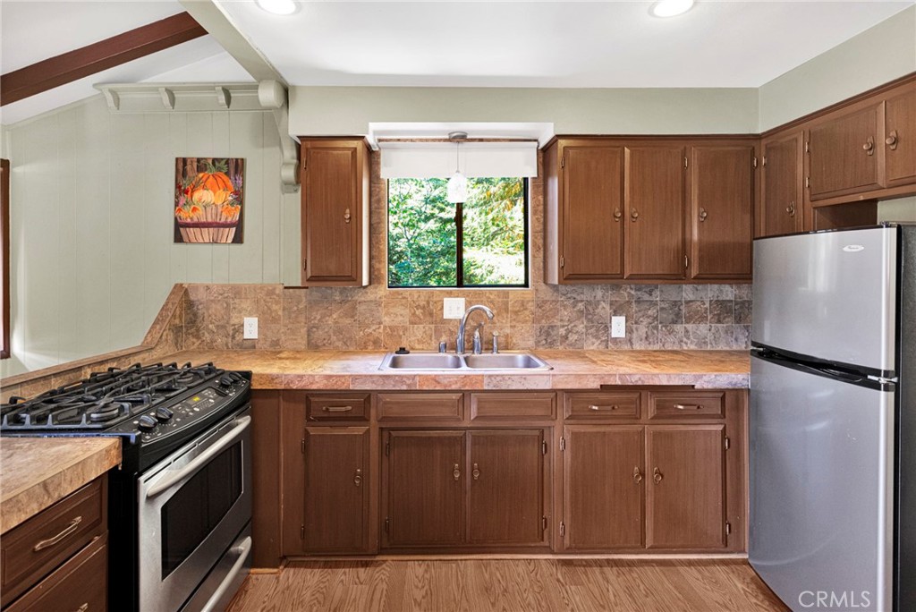 739 Lake Drive Property Photo 34