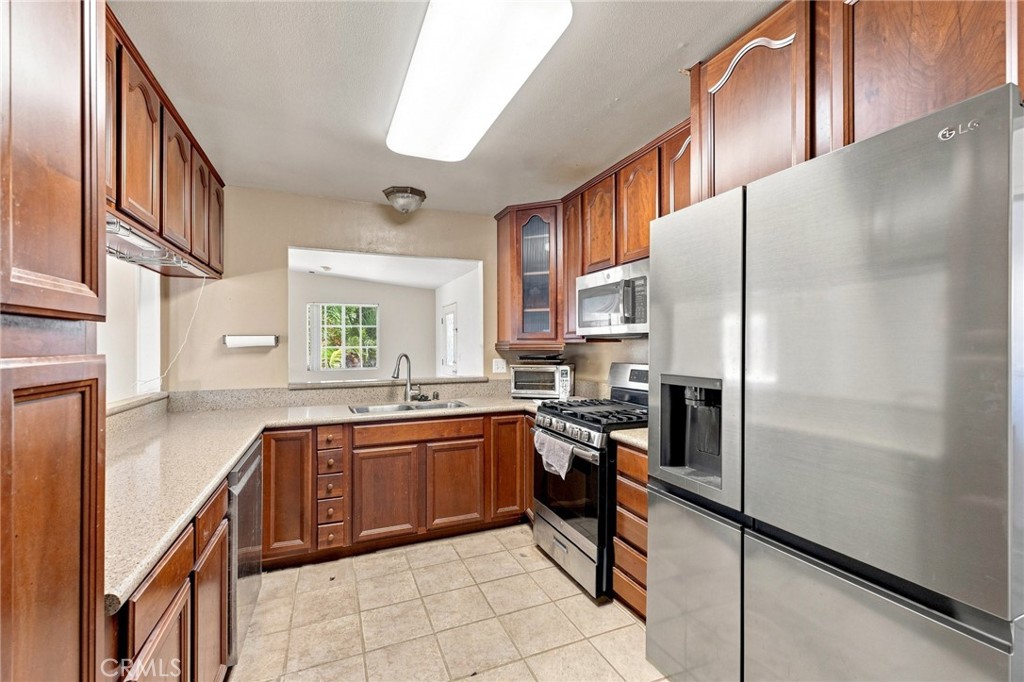 2016 Notre Dame Court Property Photo 9