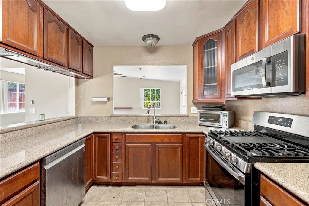 2016 Notre Dame Court Property Photo 10