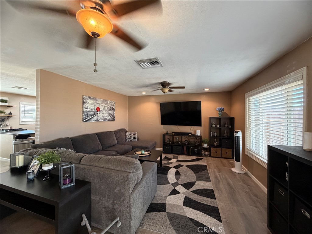 34243 O Street Property Photo 6