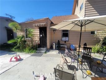 632 E 45th Property Photo 3