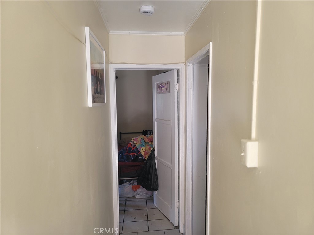 632 E 45th Property Photo 16
