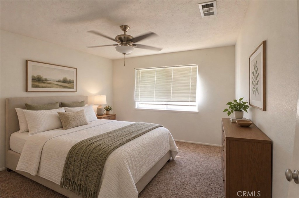 18296 Fairburn Property Photo 38