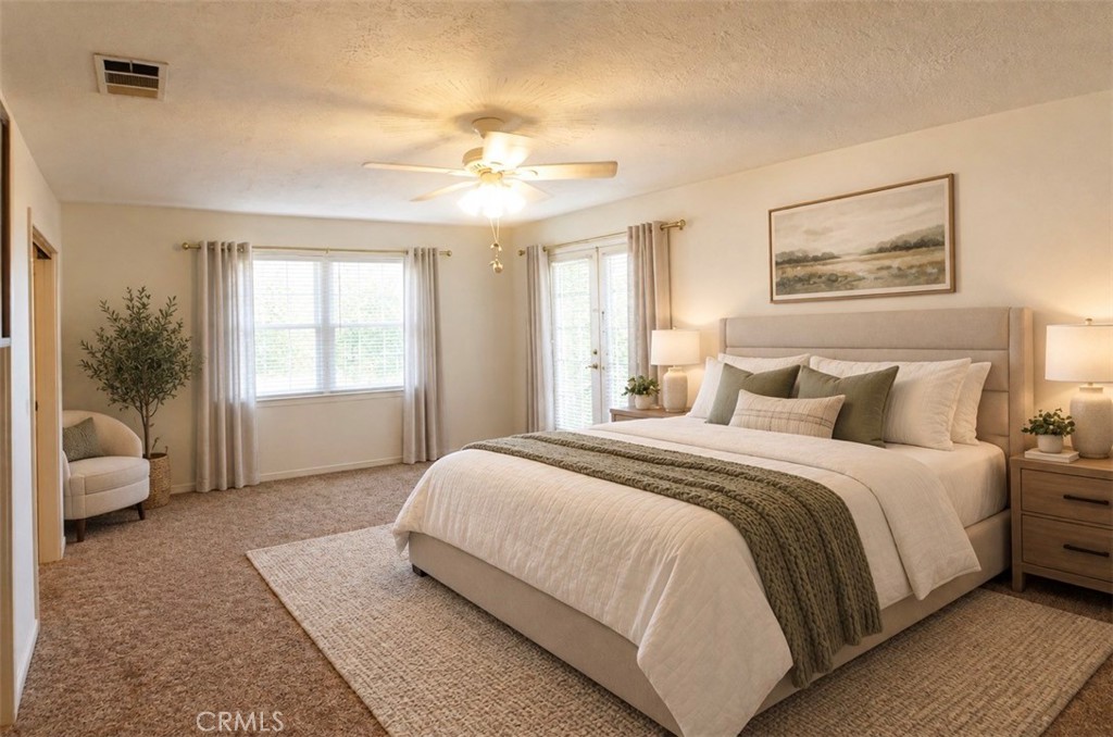 18296 Fairburn Property Photo 42
