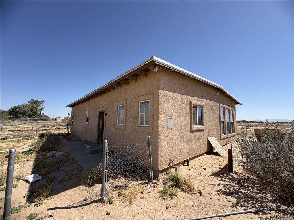 33803 Suffoch Property Photo 2