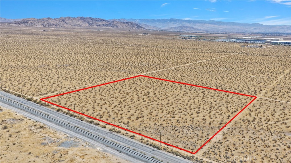 21250 Tecaya Road Property Photo 4