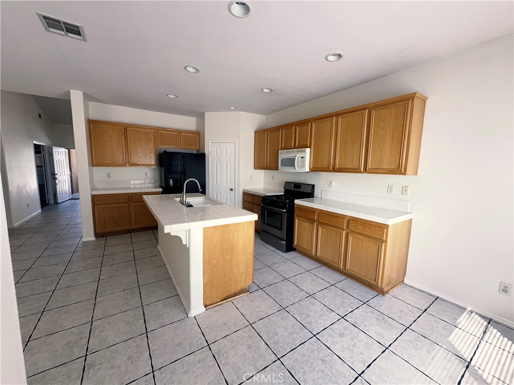 12891 Pueblo Property Photo 3
