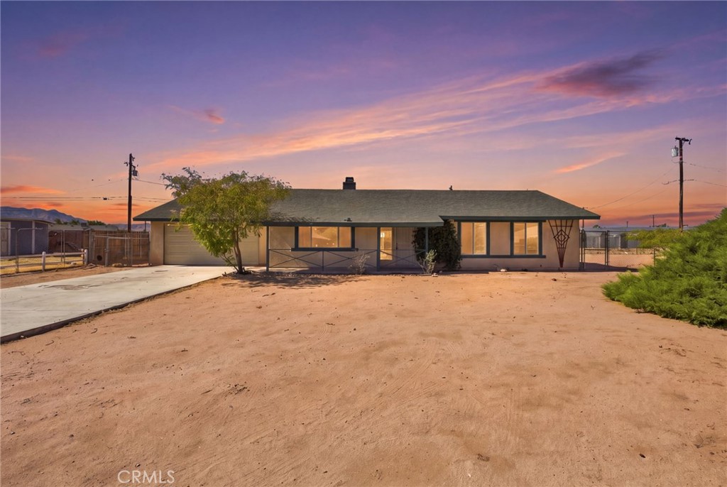 21011 Sioux Road Property Photo 1