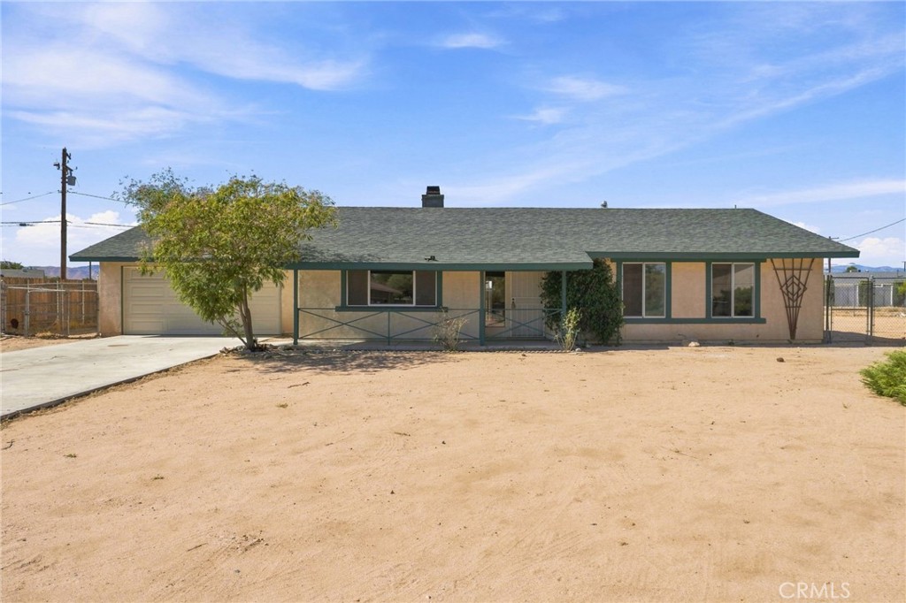 21011 Sioux Road Property Photo 1