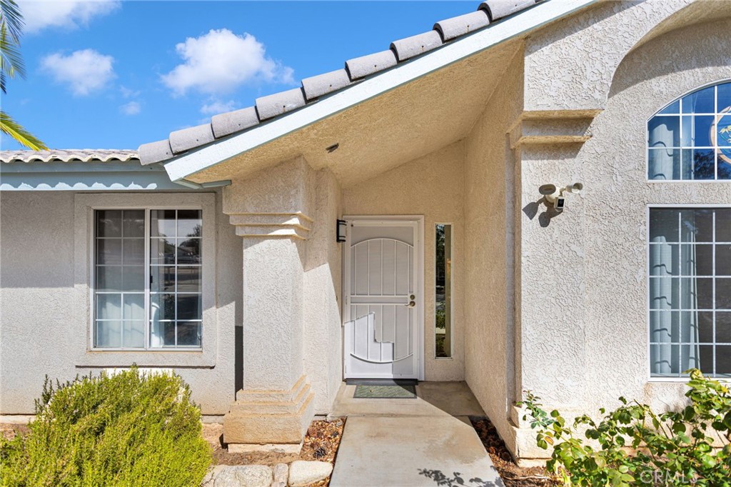 8951 Avocado Property Photo 5