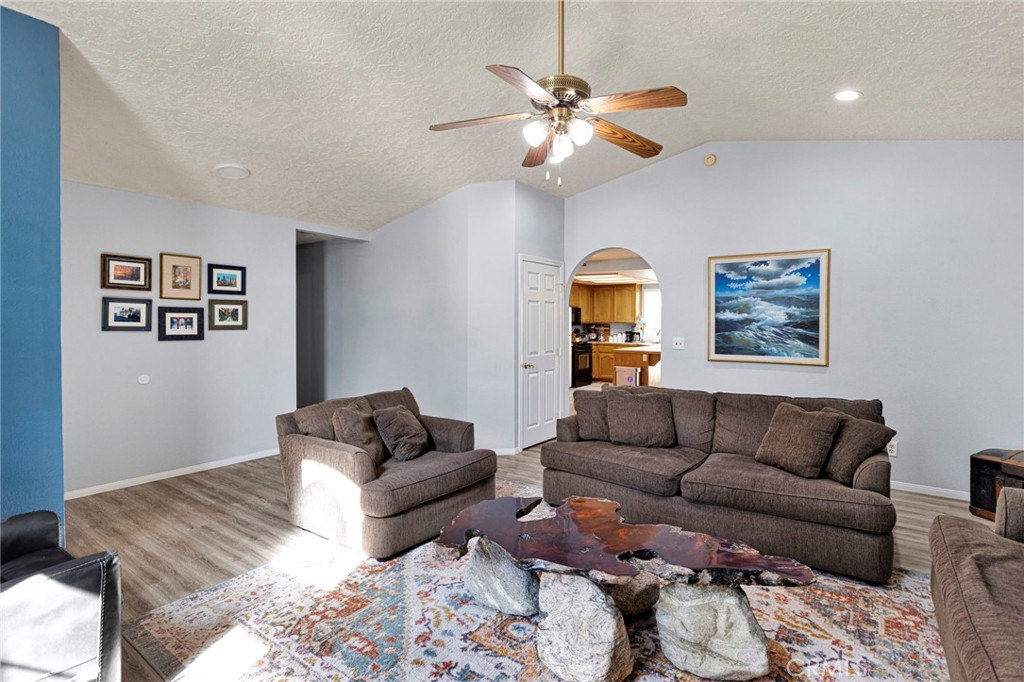 8951 Avocado Property Photo 11