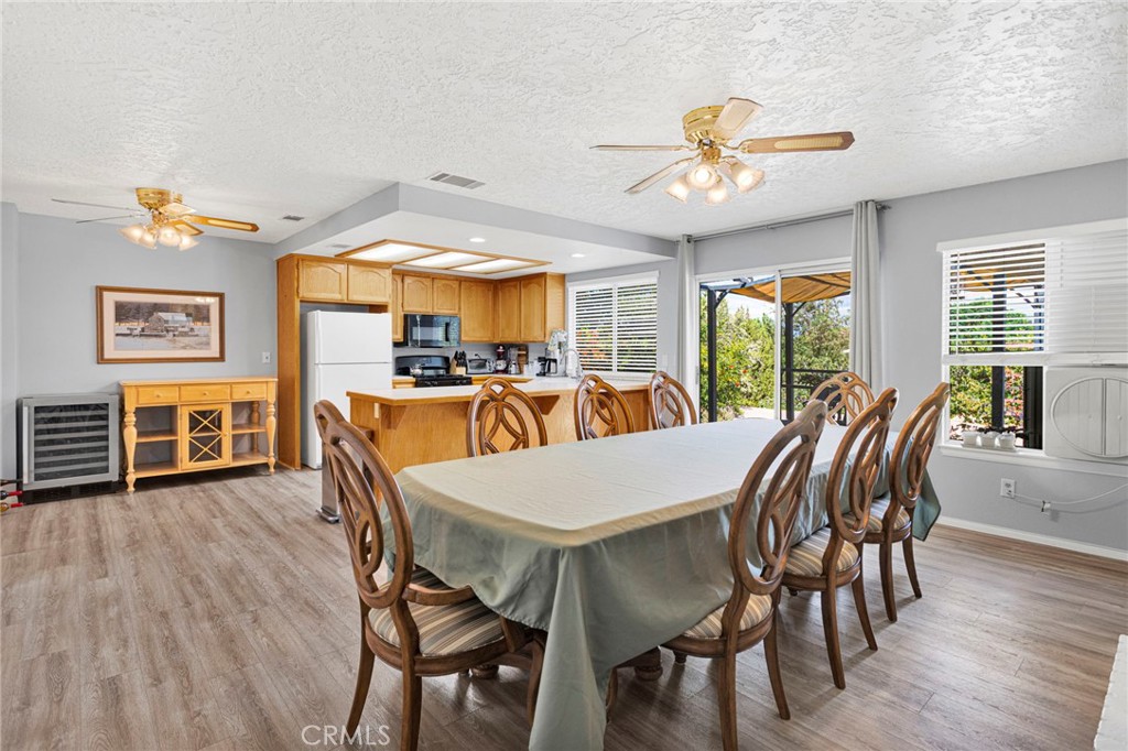 8951 Avocado Property Photo 12