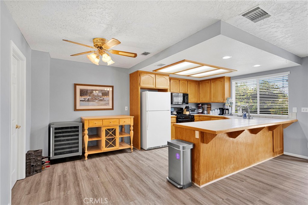 8951 Avocado Property Photo 15