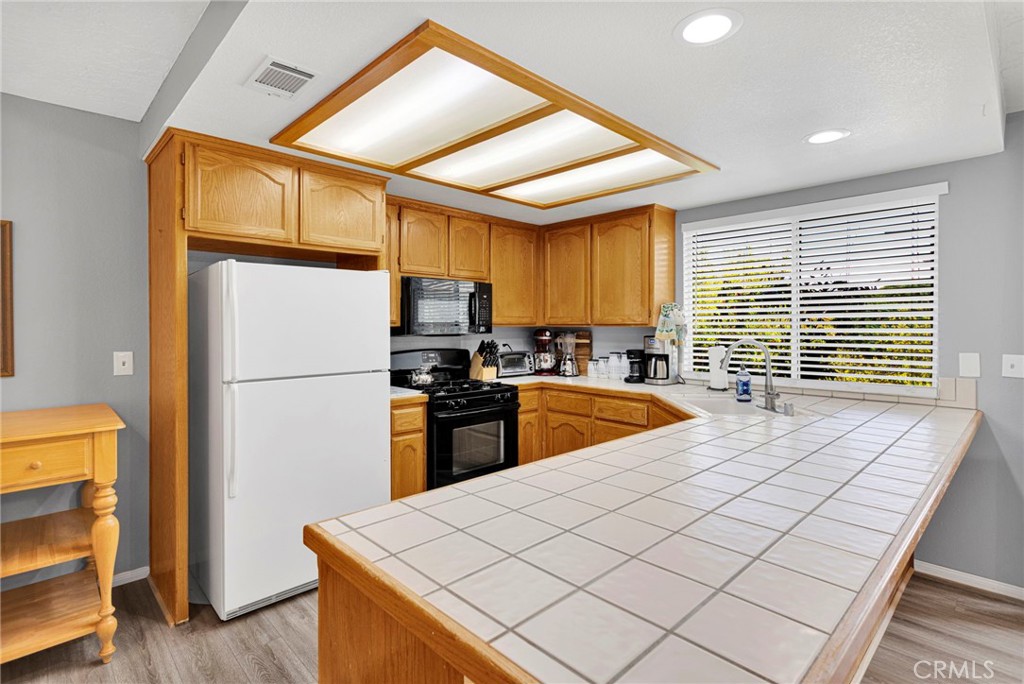 8951 Avocado Property Photo 17