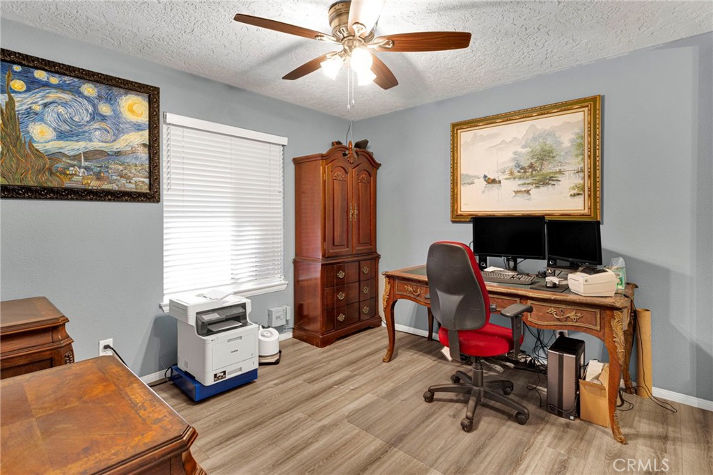 8951 Avocado Property Photo 30