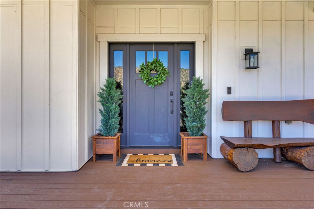 5548 Locarno Property Photo 9