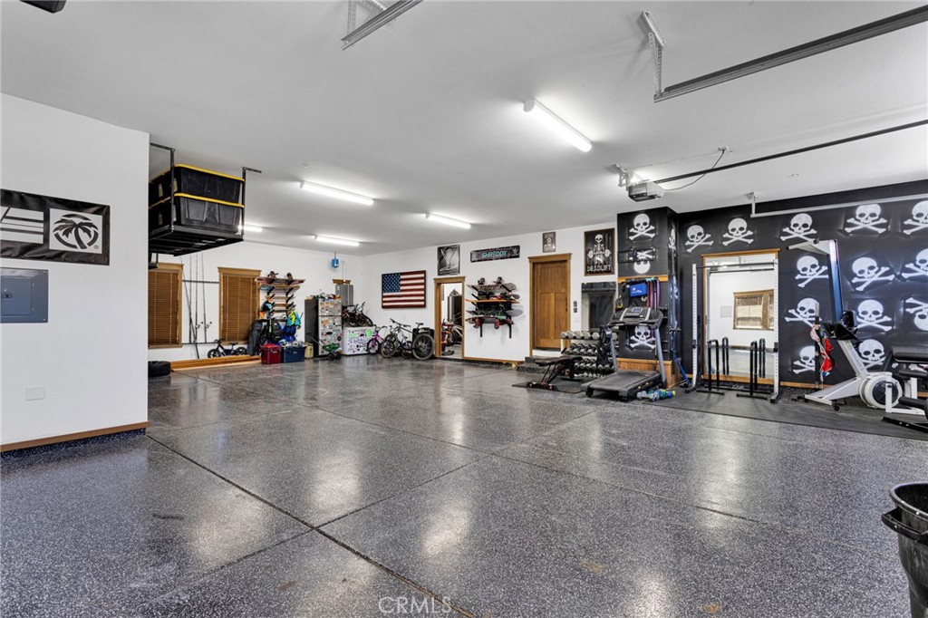 5548 Locarno Property Photo 45