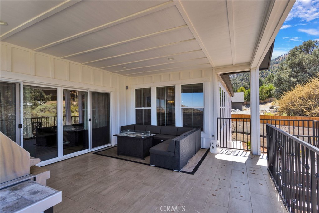 5548 Locarno Property Photo 48