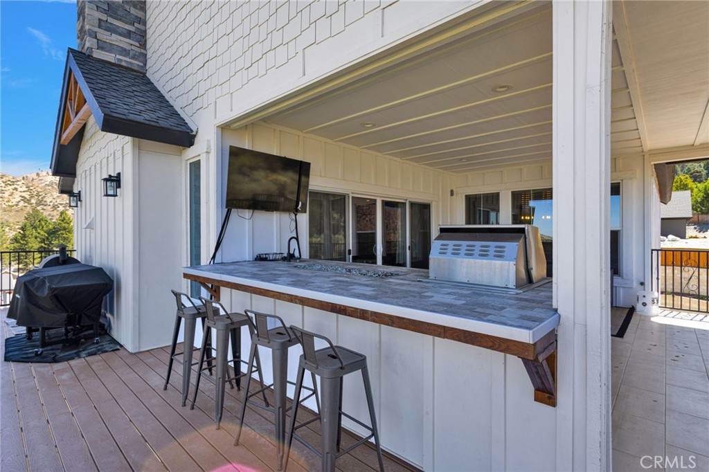 5548 Locarno Property Photo 50