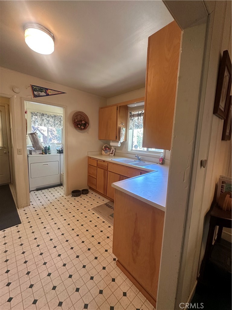 29145 Hook Creek Property Photo 9