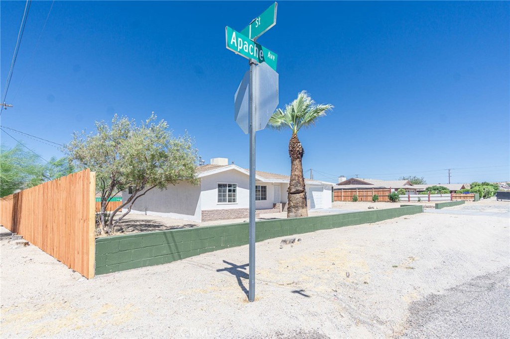 27904 Apache Property Photo 3