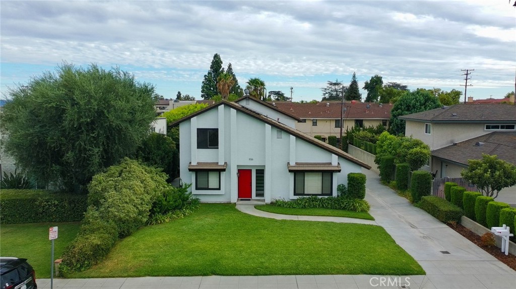 856 Fairview Property Photo 6