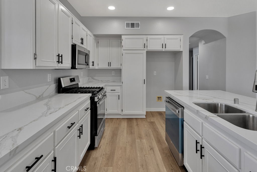 12354 Navajo Property Photo 17
