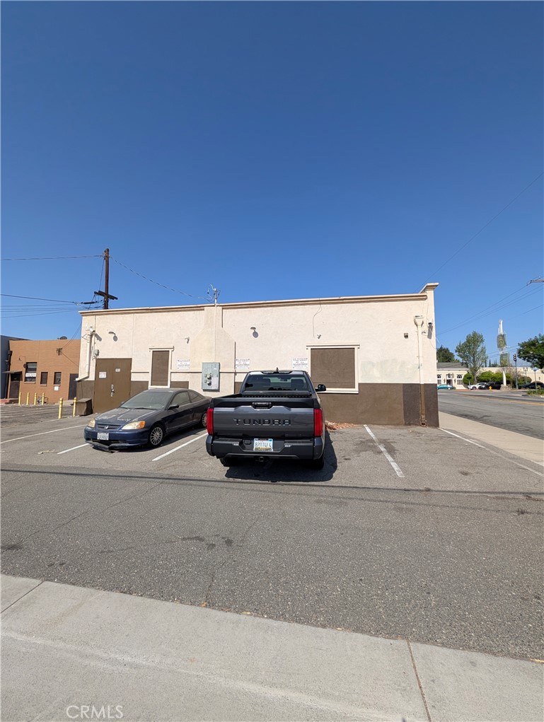 101 S Riverside Avenue Property Photo 8