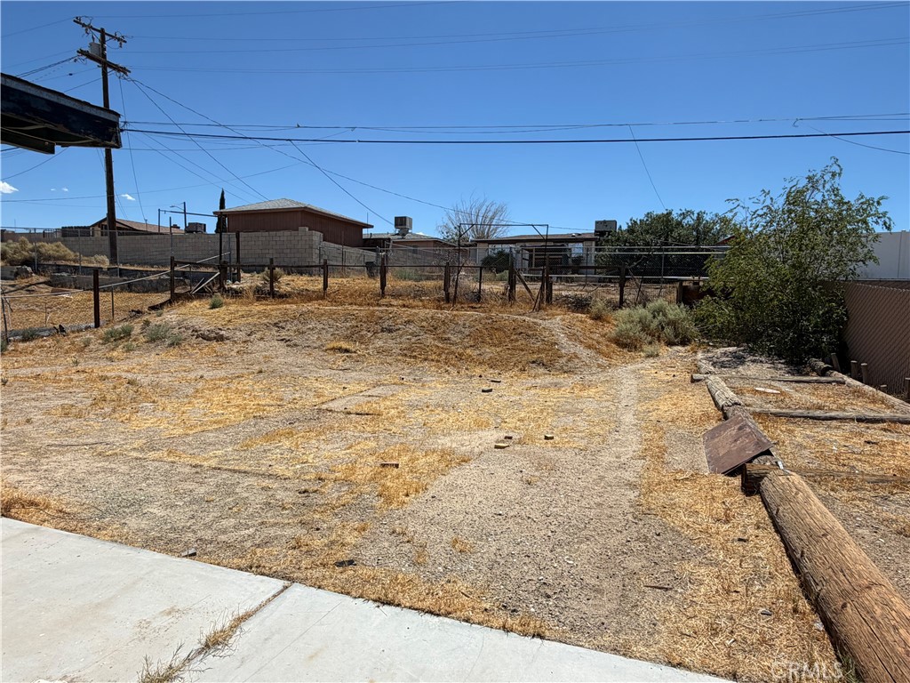 25515 Cheryle Property Photo 5