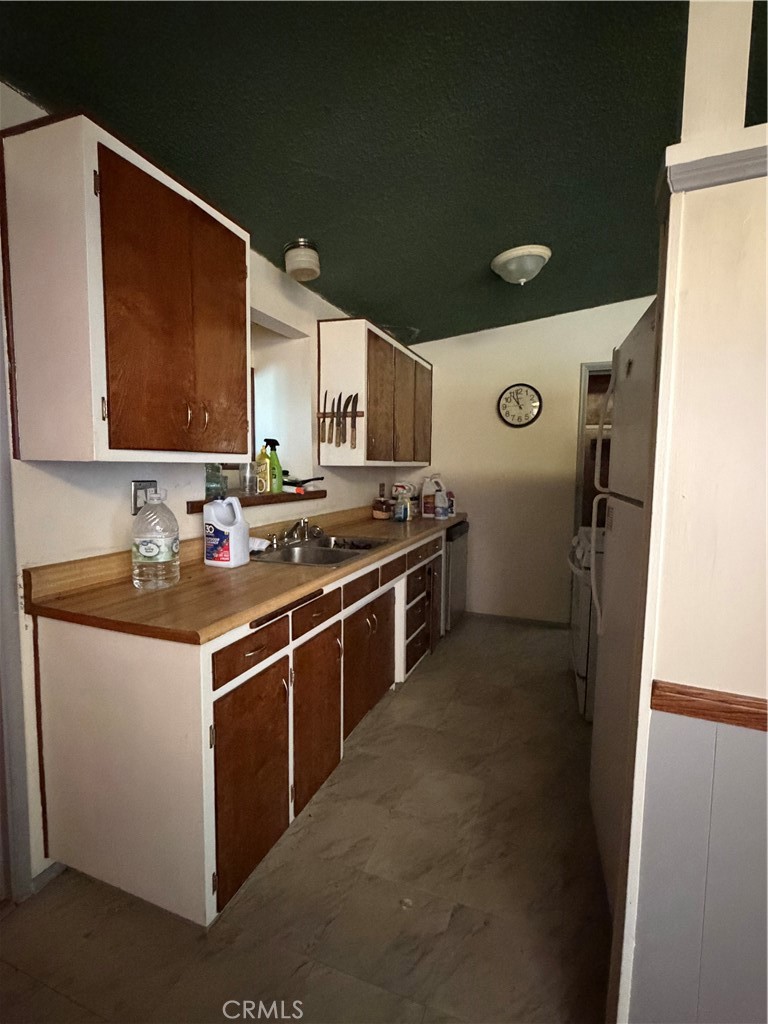 25515 Cheryle Property Photo 8