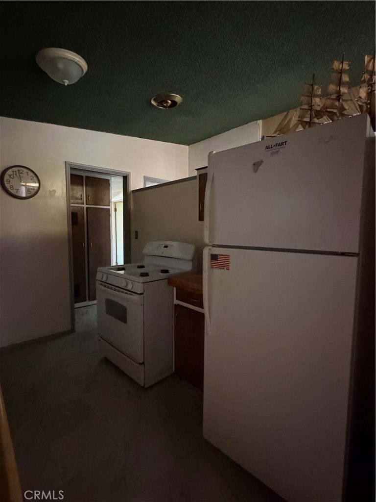 25515 Cheryle Property Photo 9