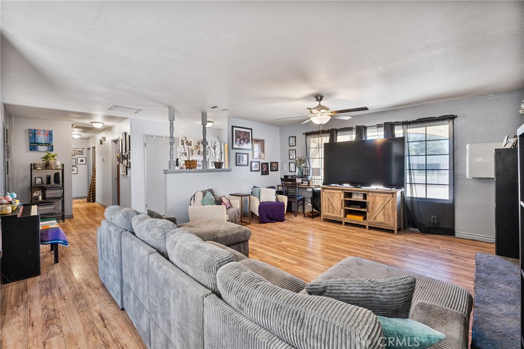 16371 Adelia Property Photo 8