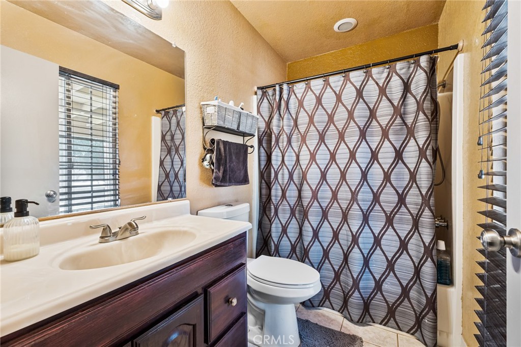 16371 Adelia Property Photo 16