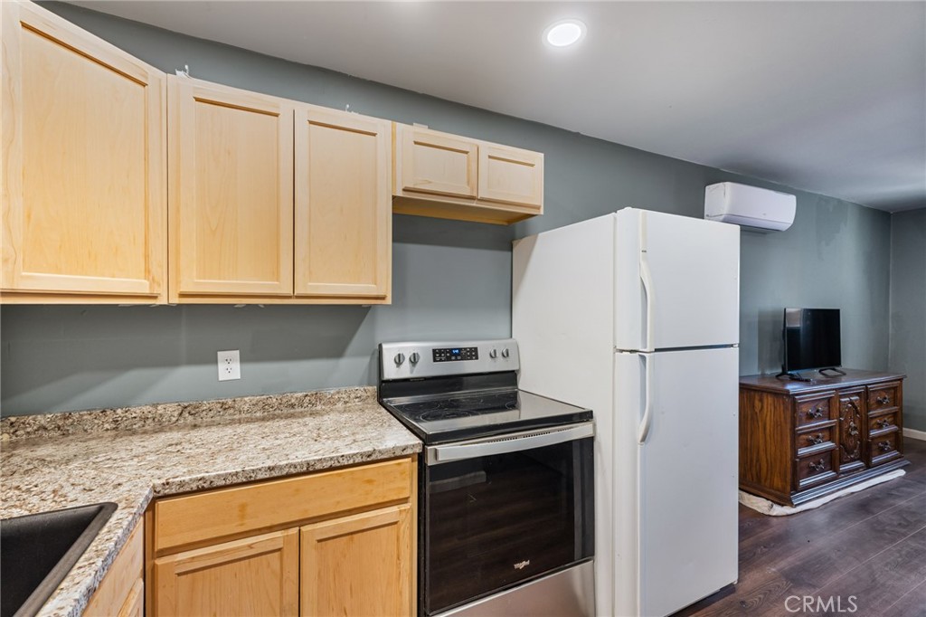 16371 Adelia Property Photo 28