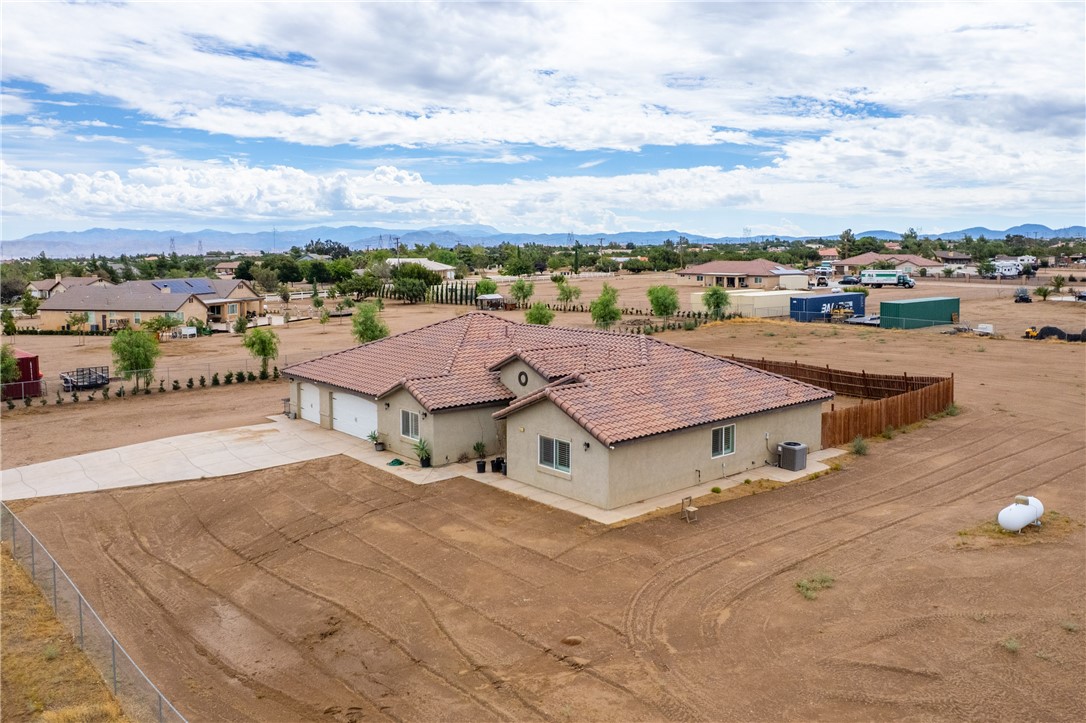 10215 Nielson Property Photo 2