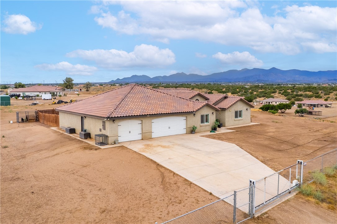 10215 Nielson Property Photo 3