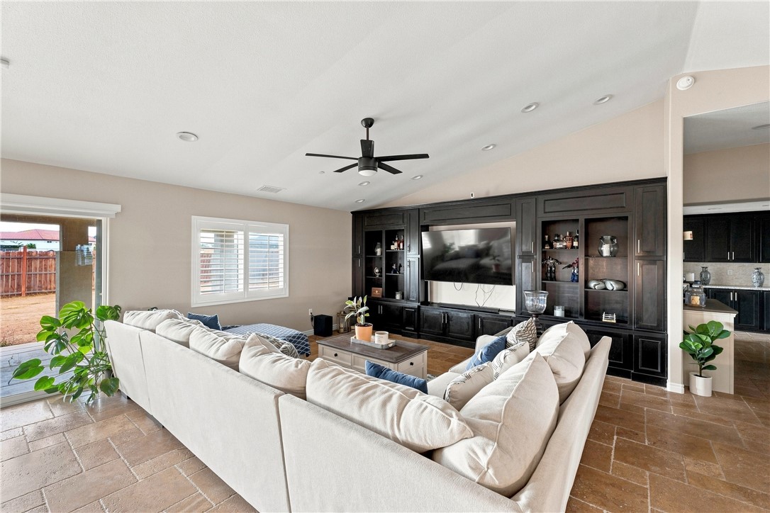 10215 Nielson Property Photo 20