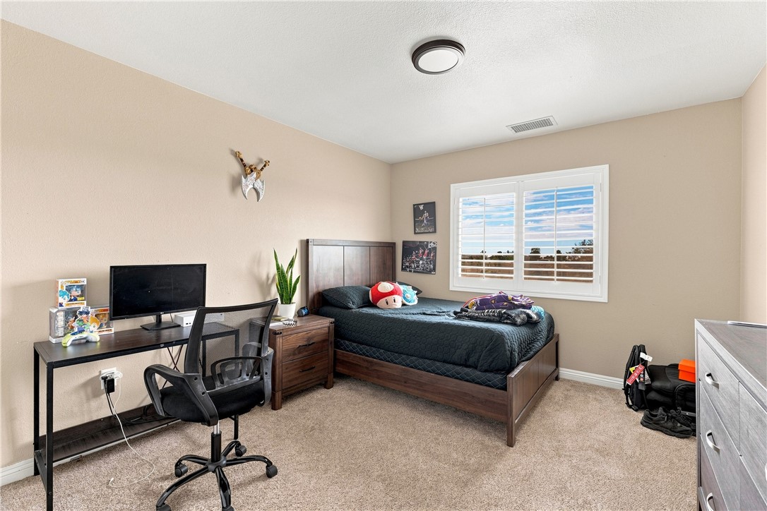 10215 Nielson Property Photo 31