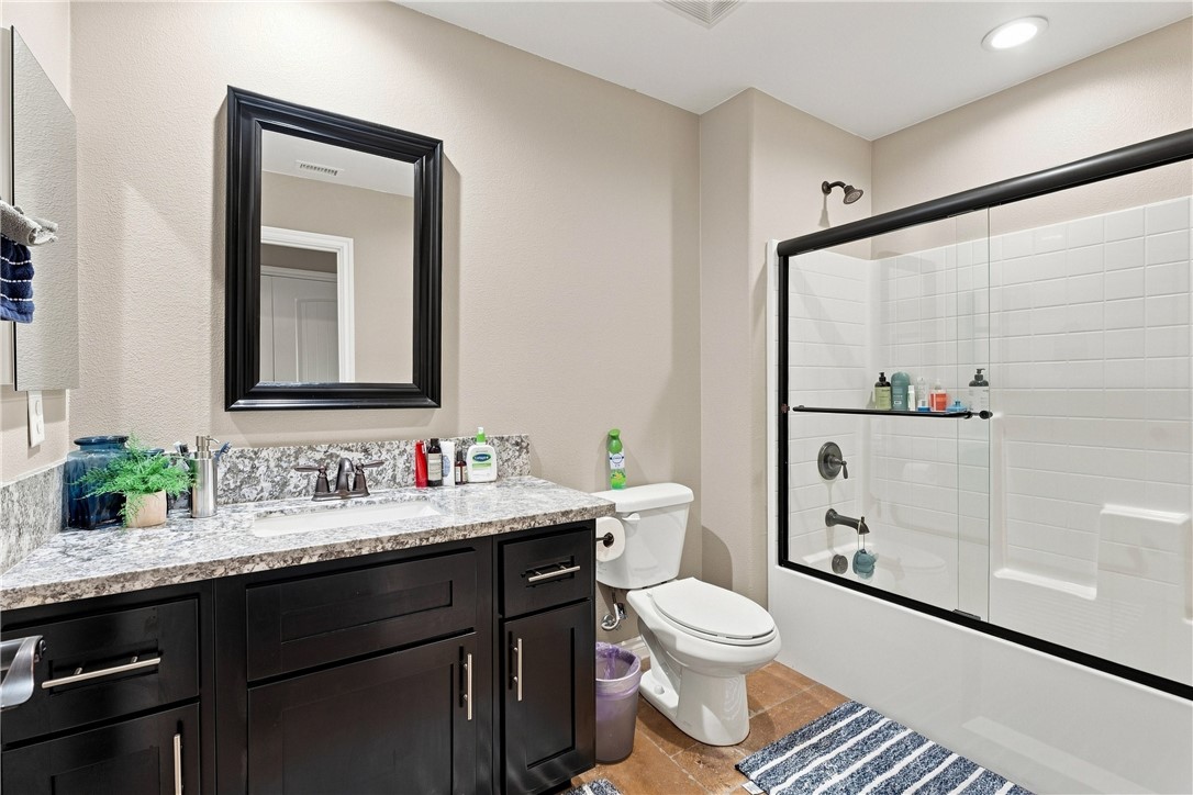 10215 Nielson Property Photo 32