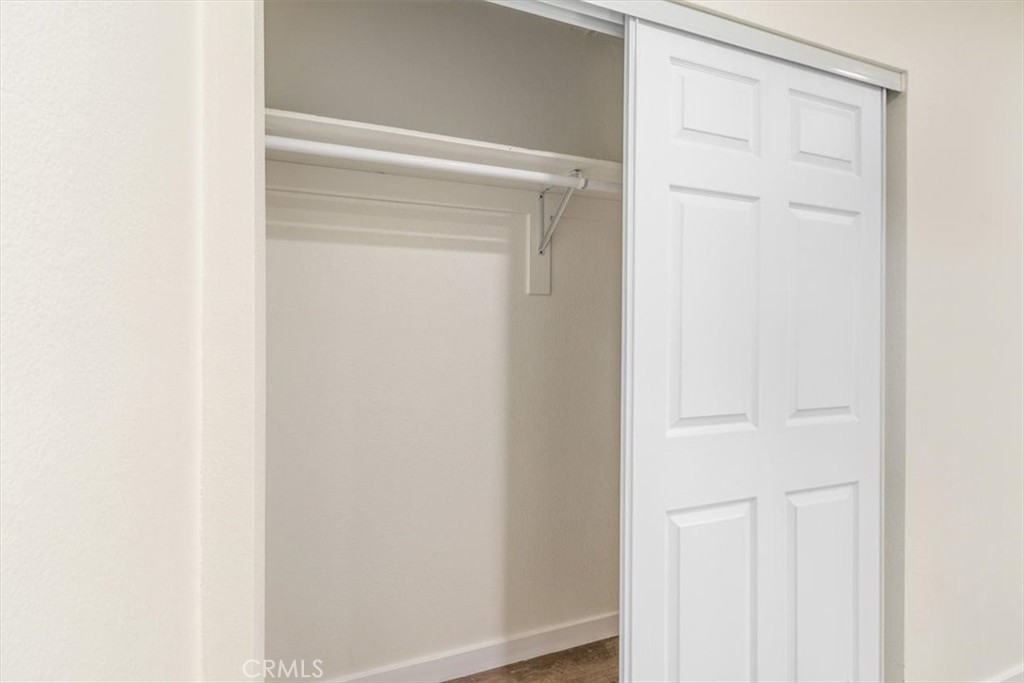 871 Maple Property Photo 15