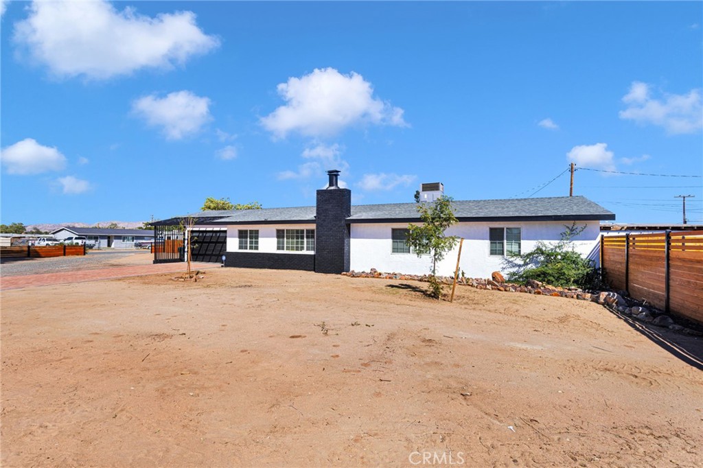 13861 Osage Property Photo 7