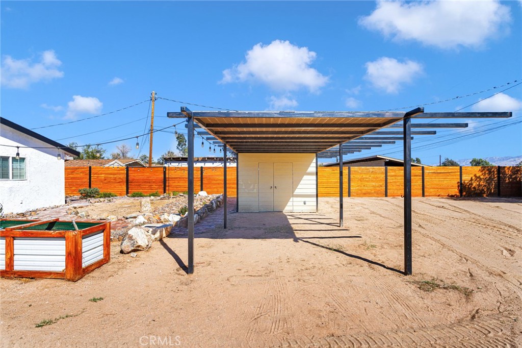 13861 Osage Property Photo 48